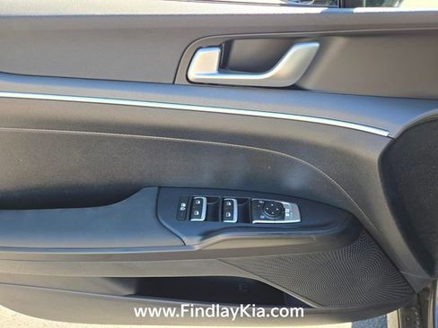 New 2026 Kia K5 LXS image 13