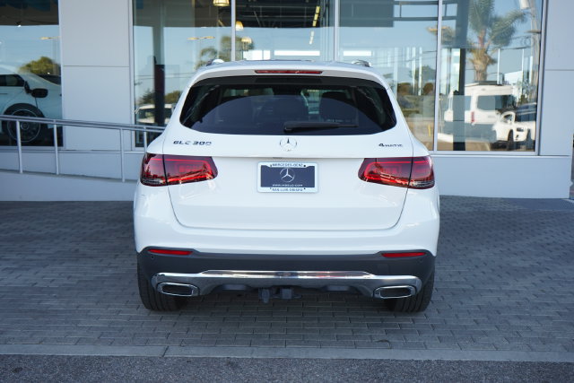 Used 2021 Mercedes-Benz GLC 300 4MATIC image 7