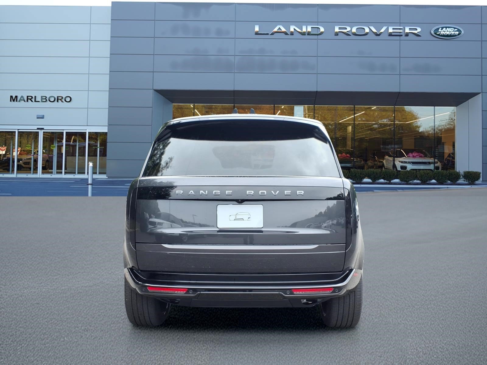 New 2027 Land Rover Range Rover Long Wheelbase SE AWD/4WD image 7