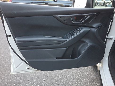 Used 2023 Subaru Crosstrek 2.0i image 12