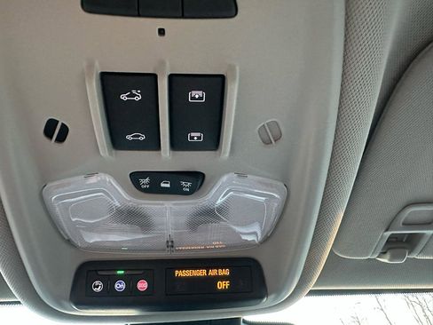 Used 2023 Buick Encore GX Essence w/ Experience Buick Package image 18