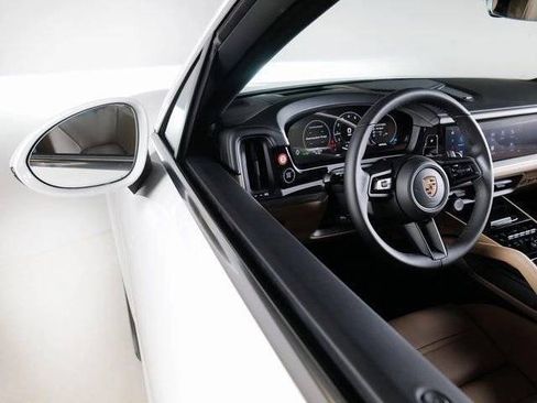 New 2026 Porsche Cayenne AWD/4WD image 25