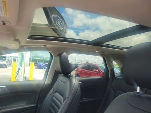 Used 2024 Ford Edge SEL w/ Convenience Package AWD/4WD image 19