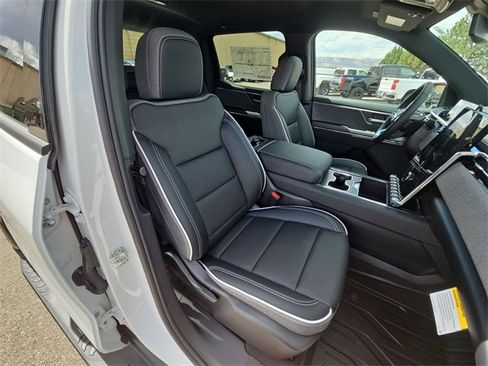 New 2026 GMC Sierra EV Elevation image 16