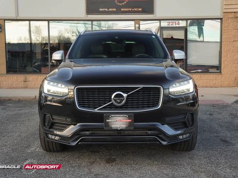Used 2019 Volvo XC90 T6 R-Design image 2