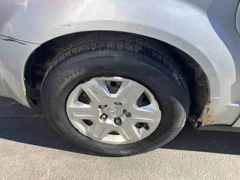 Used 2010 Dodge Grand Caravan SE image 13