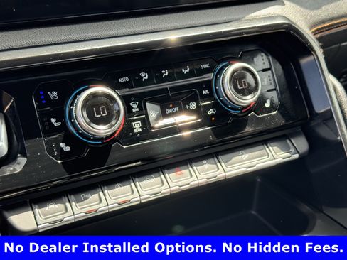 Used 2025 GMC Sierra 1500 AT4 AWD/4WD image 17