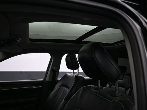 Used 2021 Jeep Grand Cherokee L Limited image 11