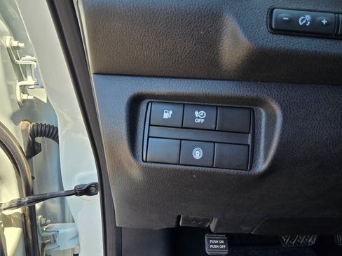 Used 2023 Nissan Leaf S FWD image 18