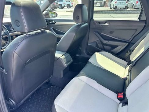 Used 2021 Volkswagen Jetta R-Line FWD image 21