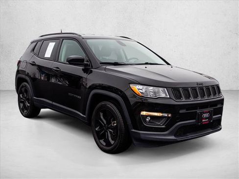 Used 2019 Jeep Compass Altitude image 3