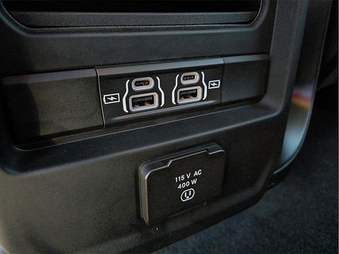 Used 2025 RAM 1500 Big Horn image 9