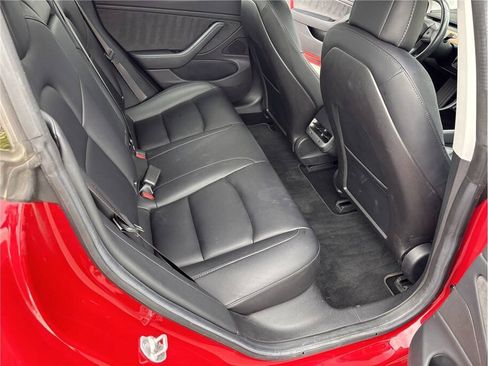 Used 2018 Tesla Model 3 Long Range RWD image 13