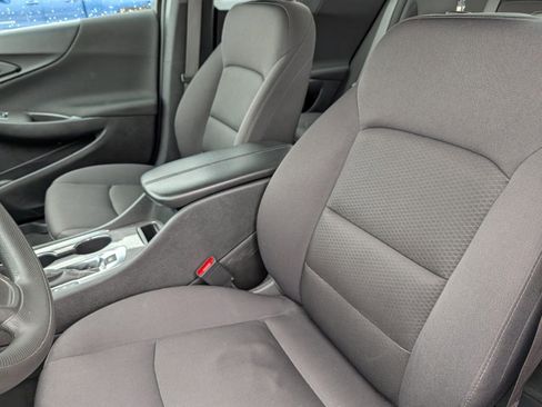Used 2024 Chevrolet Malibu LT image 17