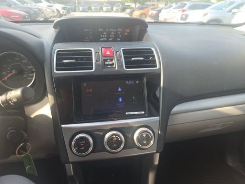 Used 2018 Subaru Forester 2.5i Premium AWD/4WD image 12
