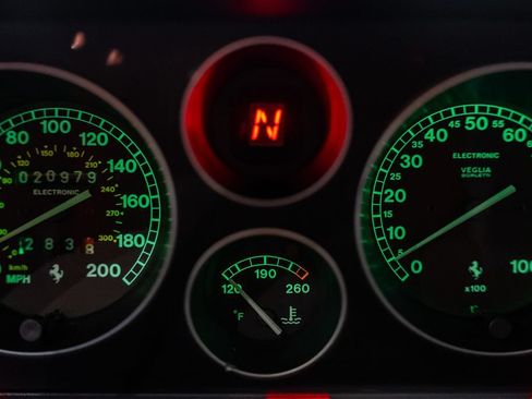 Used 1998 Ferrari F355 Berlinetta RWD image 36