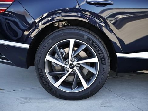 New 2026 Genesis GV80 2.5T Advanced image 6