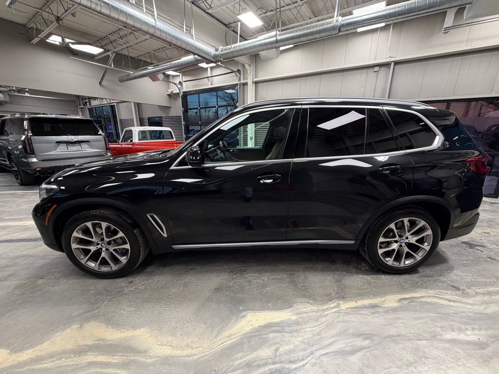 Used 2019 BMW X5 xDrive40i w/ Convenience Package AWD/4WD image 39