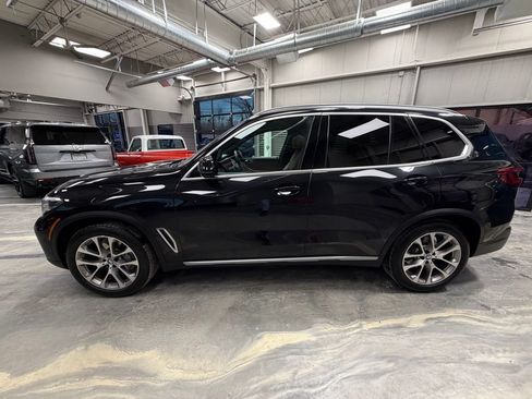 Used 2019 BMW X5 xDrive40i w/ Convenience Package AWD/4WD image 39