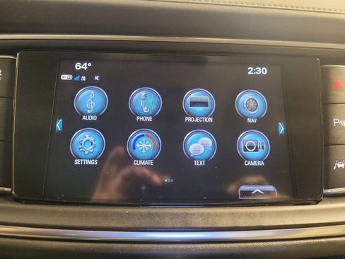 Used 2019 Buick Enclave Premium image 25