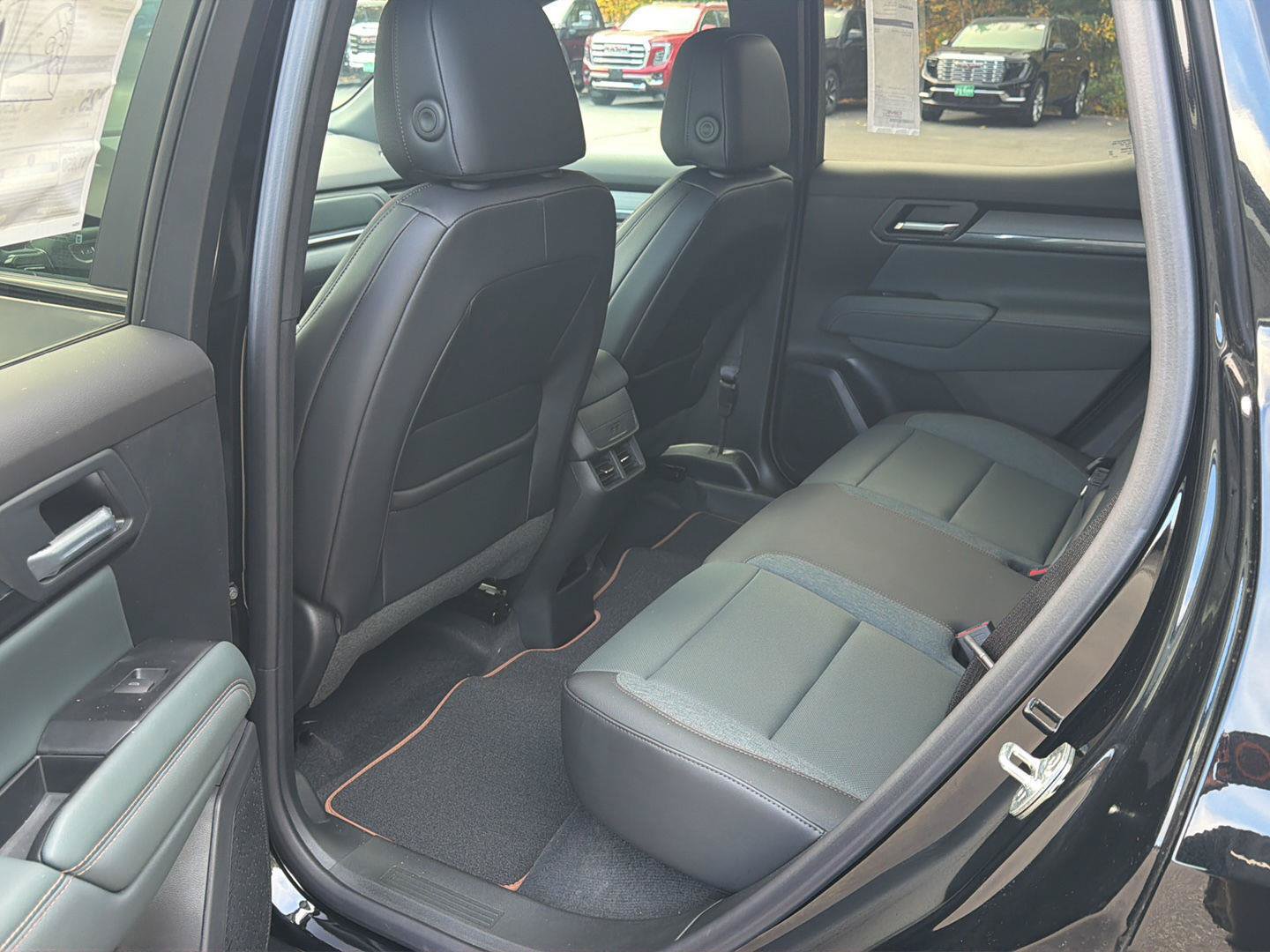 New 2027 GMC Terrain AT4 AWD/4WD image 12