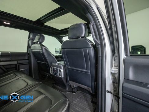 Used 2019 Ford F150 Platinum w/ Equipment Group 701A Luxury AWD/4WD image 39