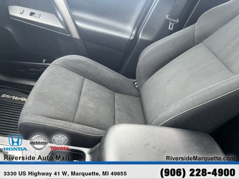 Used 2017 Toyota RAV4 XLE image 20