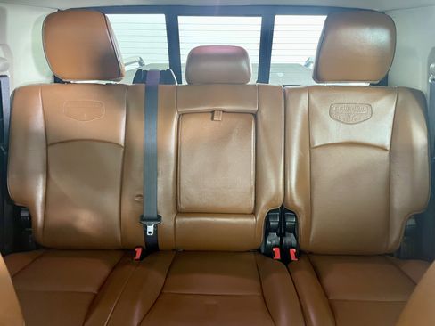 Used 2014 RAM 3500 Laramie Longhorn image 26