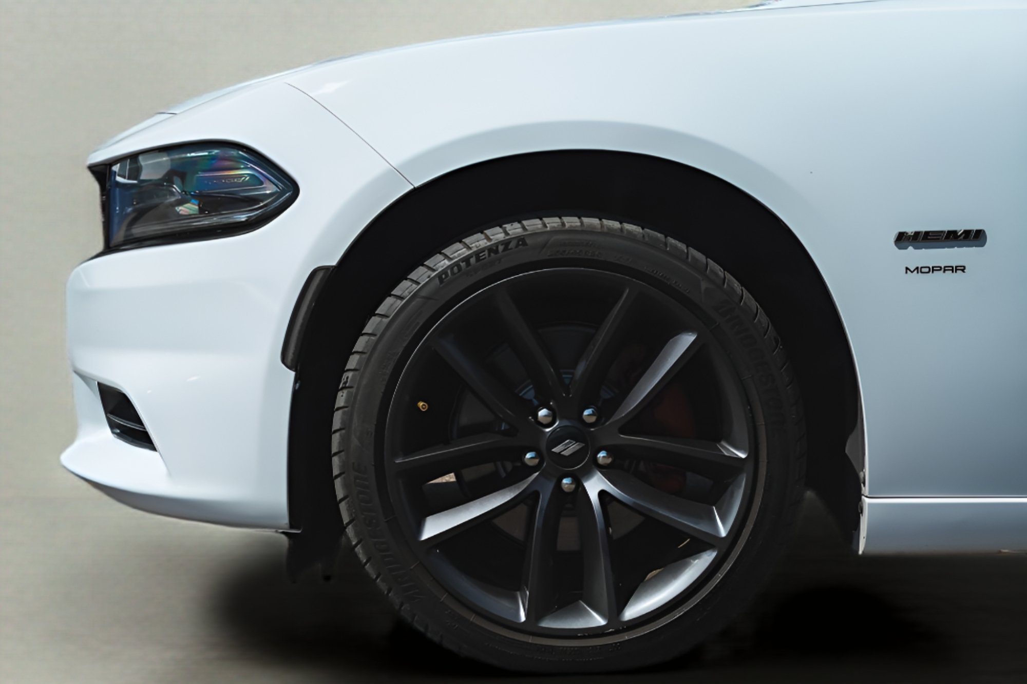 Used 2018 Dodge Charger R/T RWD image 36