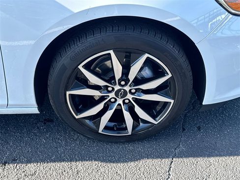 Used 2024 Chevrolet Malibu RS w/ LPO, Floor Liner Package image 13