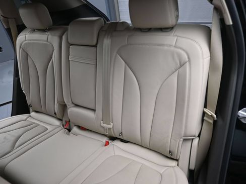 Used 2020 Lincoln Nautilus Reserve AWD/4WD image 16