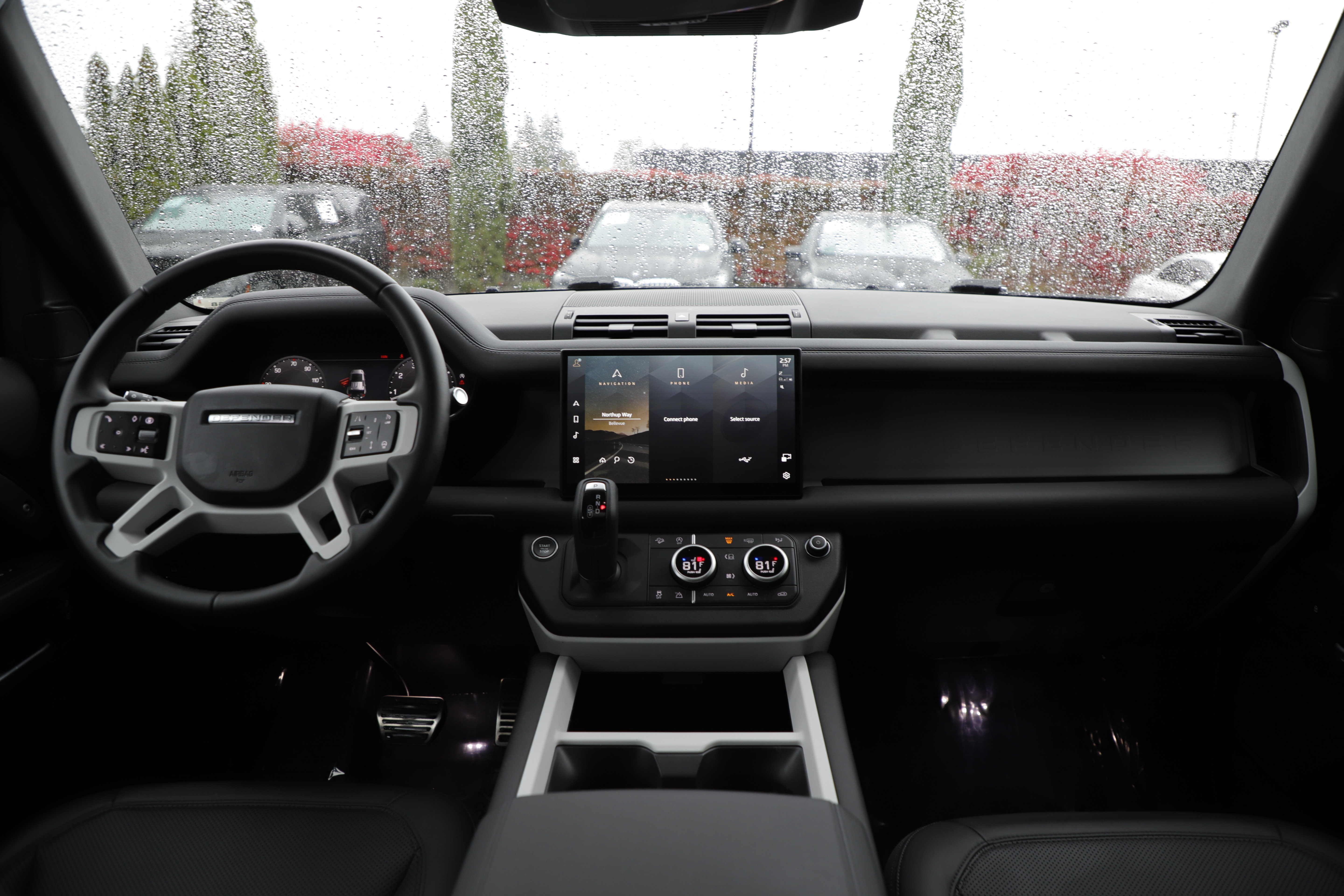 Used 2025 Land Rover Defender 110 S AWD/4WD image 15