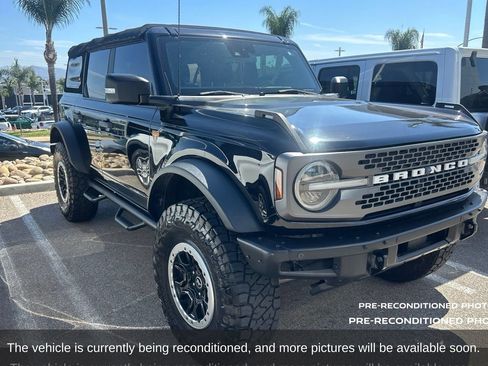 Used 2021 Ford Bronco Badlands AWD/4WD image 4