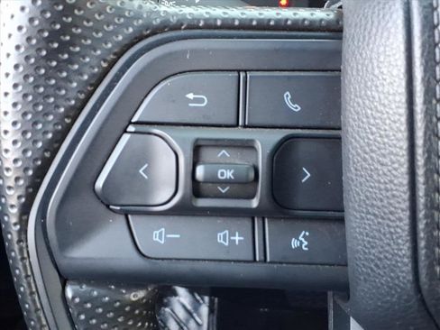 Used 2024 Toyota Tacoma SR image 30