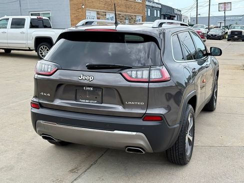 Used 2019 Jeep Cherokee Limited AWD/4WD image 7