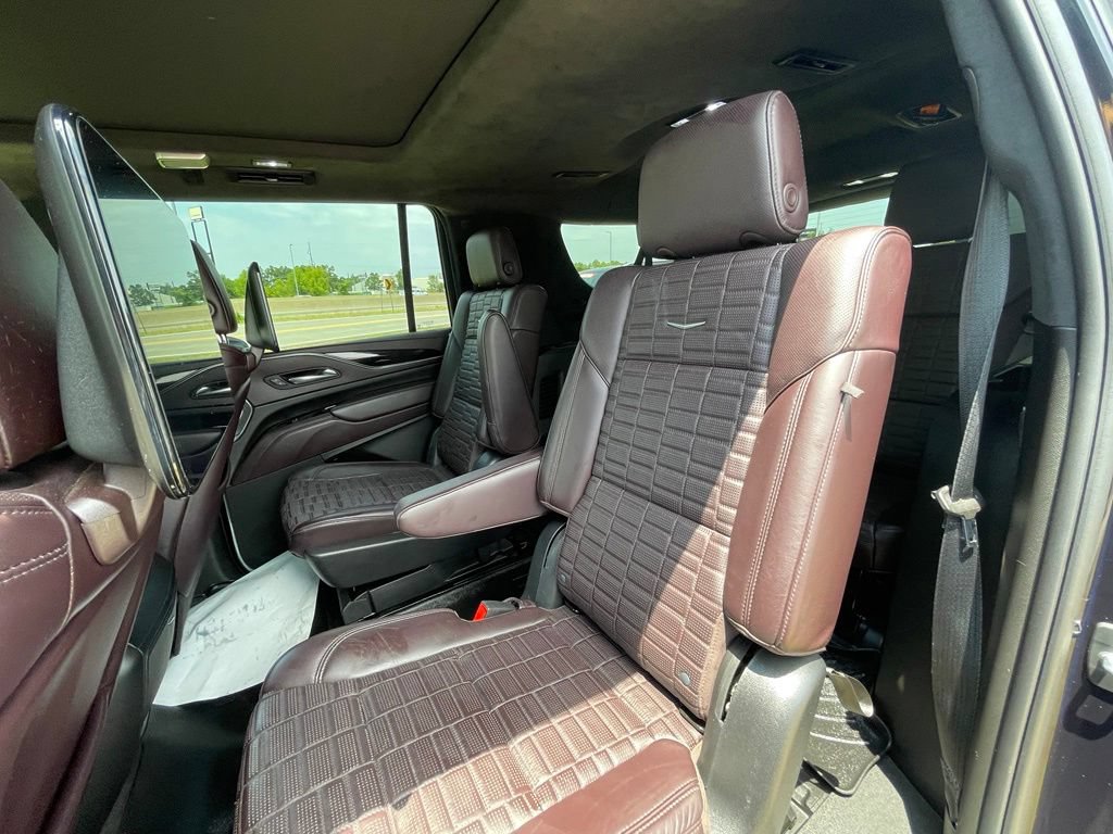 Used 2022 Cadillac Escalade ESV Sport Platinum AWD/4WD image 25