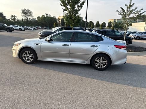 Used 2018 Kia Optima LX FWD image 8