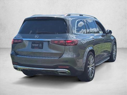 New 2026 Mercedes-Benz GLS 580 4MATIC image 2