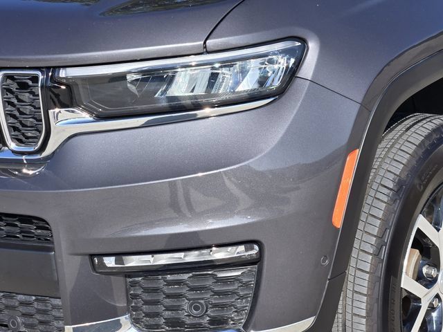 Used 2024 Jeep Grand Cherokee L Limited w/ Luxury Tech Group II AWD/4WD image 9