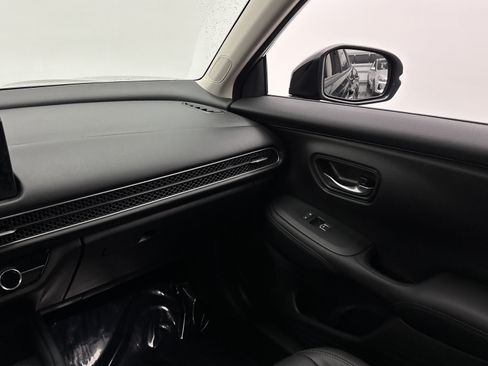 Used 2026 Honda HR-V EX-L image 30
