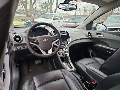 Used 2019 Chevrolet Sonic Premier image 12