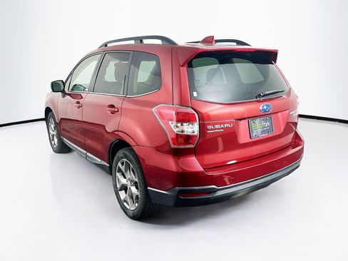 Used 2016 Subaru Forester 2.5i Touring AWD/4WD image 5