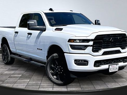 Certified 2026 RAM 2500 Big Horn AWD/4WD image 34