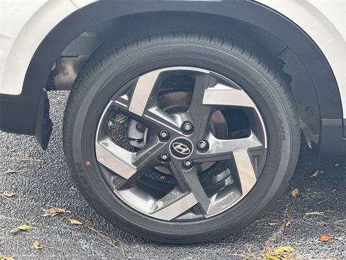 New 2026 Hyundai Venue SEL image 17