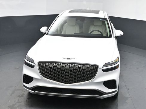 New 2026 Genesis GV70 2.5T Advanced image 9