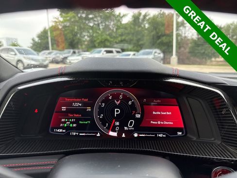 Used 2024 Chevrolet Corvette Stingray Preferred Cpe w/ Z51 Performance Package RWD image 19