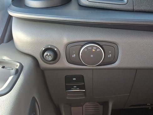 New 2026 Ford Transit 250 148 Medium Roof w/ Load Area Protection Package image 15