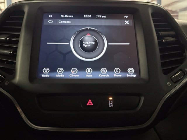 Used 2022 Jeep Cherokee Latitude Lux FWD image 19