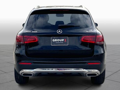 Used 2022 Mercedes-Benz GLC 300 4MATIC image 4