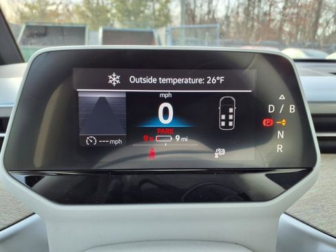 New 2025 Volkswagen ID. Buzz 1st Edition image 19